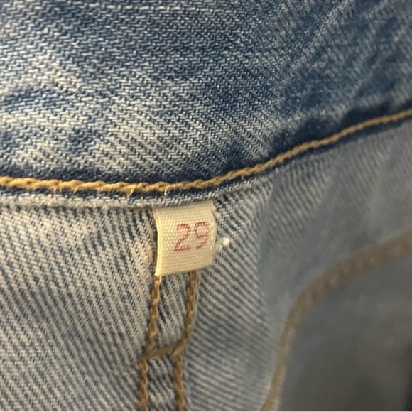 Levi’s Women's Blue Denim Overalls - Picture 6 of 7